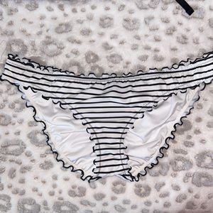 Black and white striped ruffle, swim bottoms